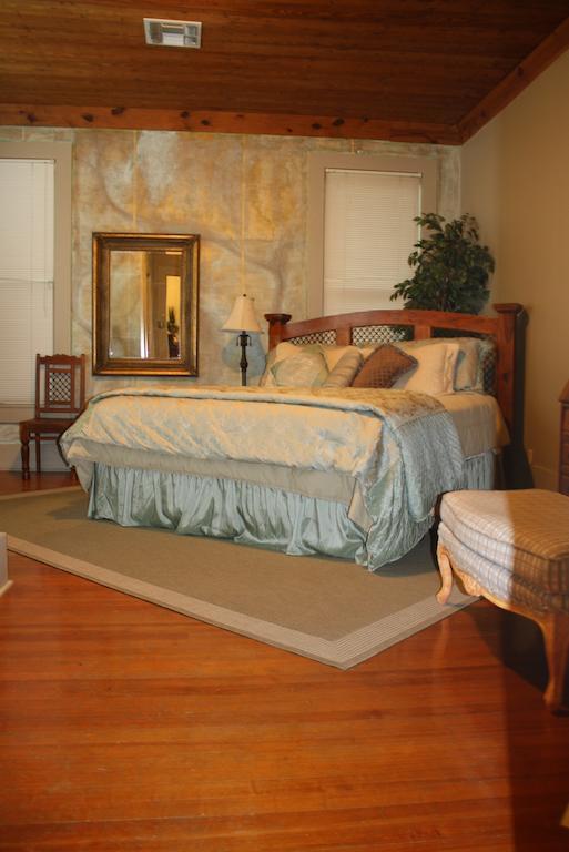 Crystal River Inn San Marcos Δωμάτιο φωτογραφία