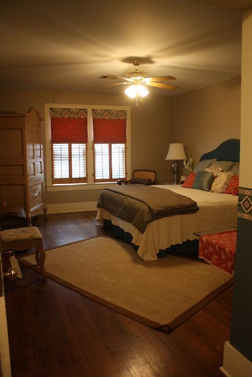 Crystal River Inn San Marcos Δωμάτιο φωτογραφία